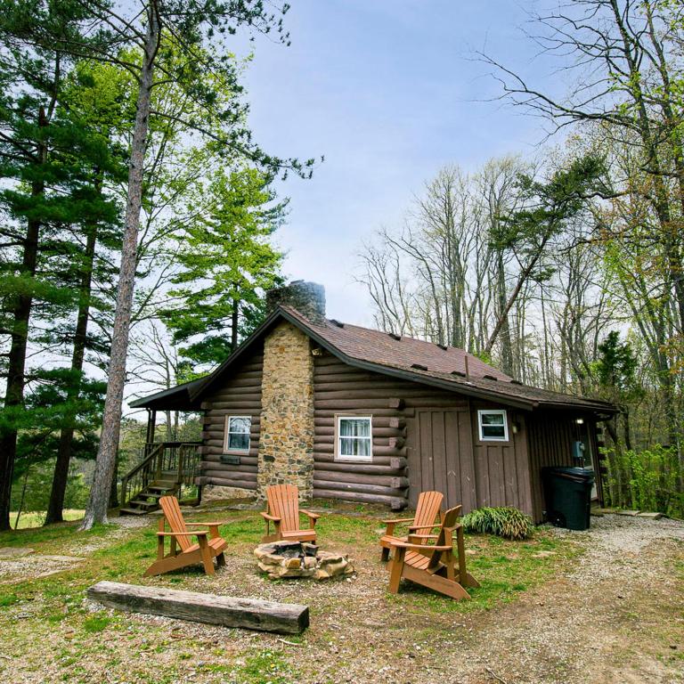 Settler - by The Chalets, Logan