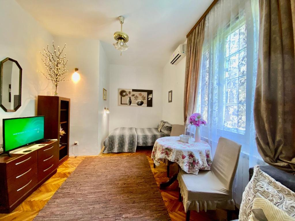 Apartment Rustico Belgrade - 1