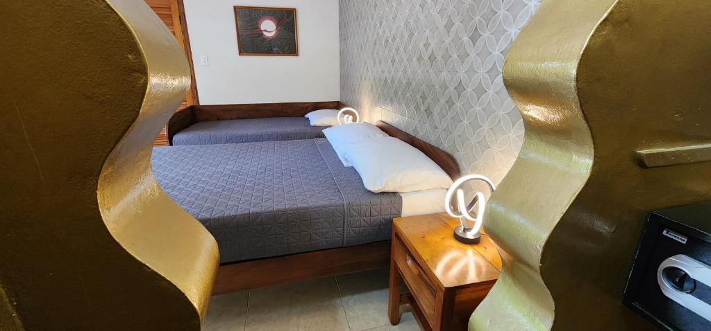 Sunrise Club Hotel — Hotel rooms in Negril