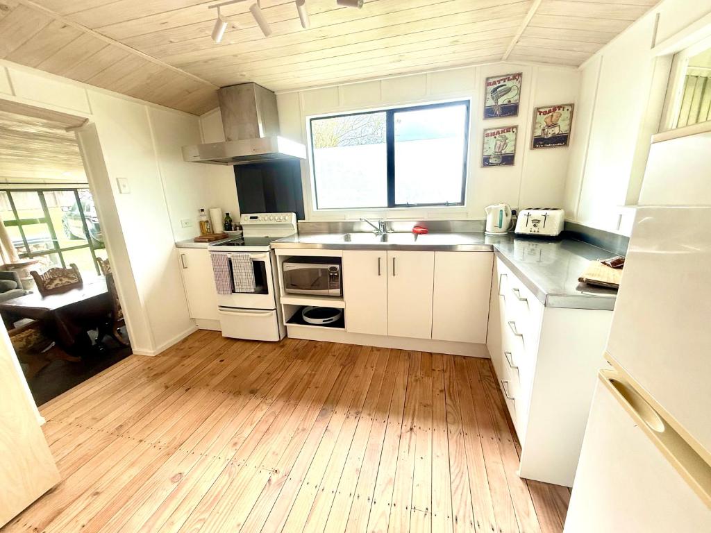 Good times at the Lake, Mangakino