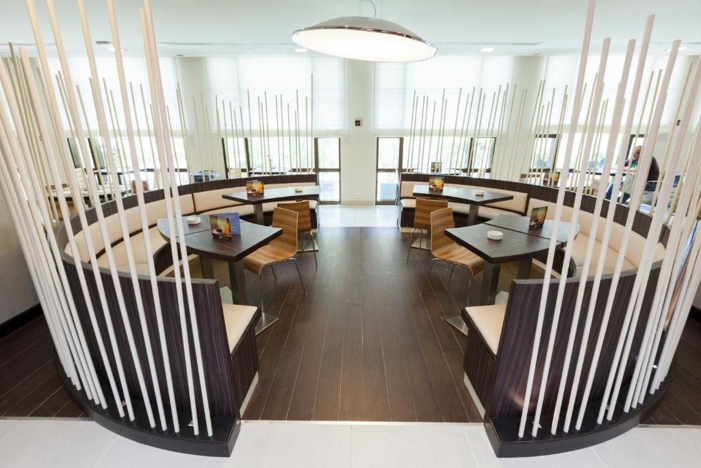 Pub/salon
