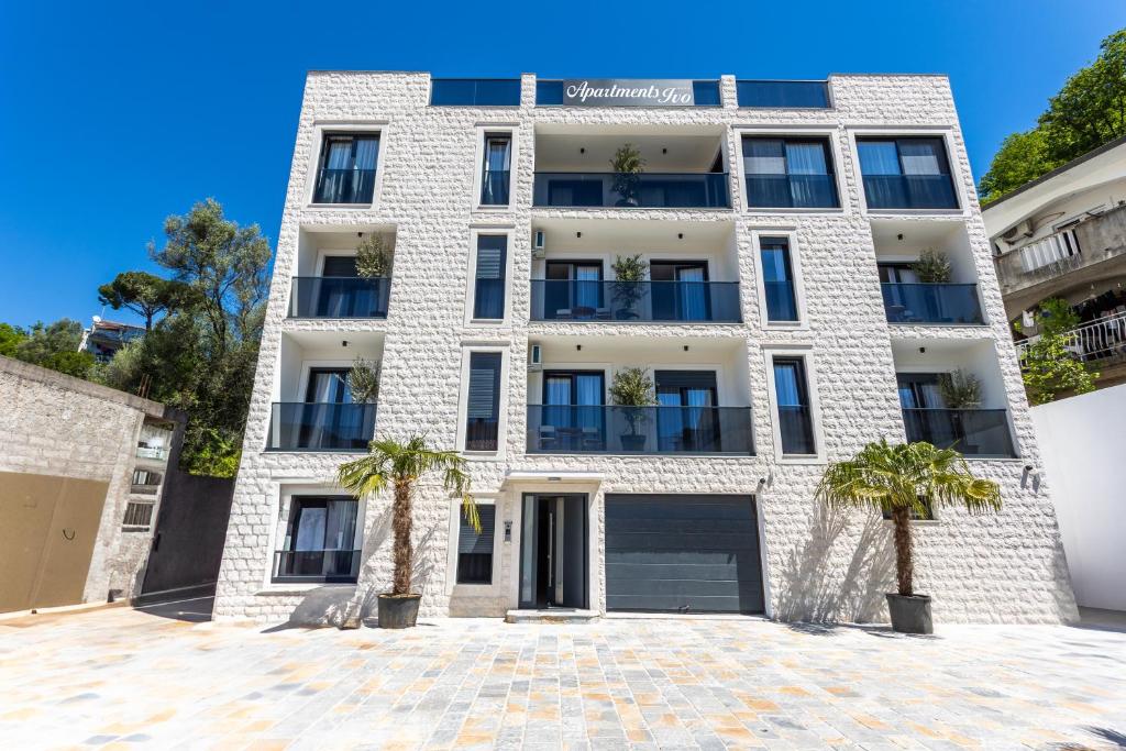 Apartments Ivo Herceg Novi - 2