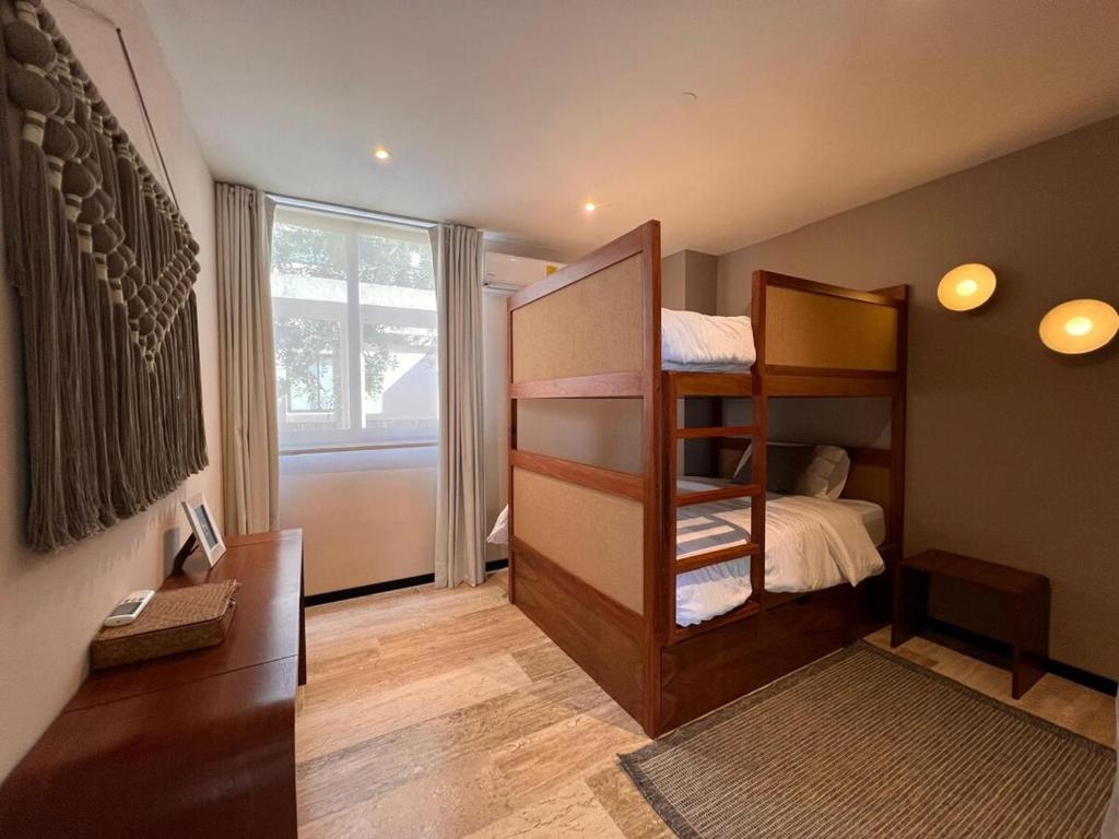 Penthouse Om - 3