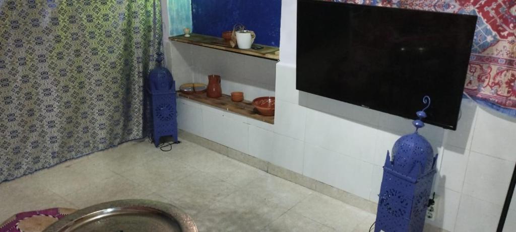 Sleep & Shower in a typical district, Córdoba