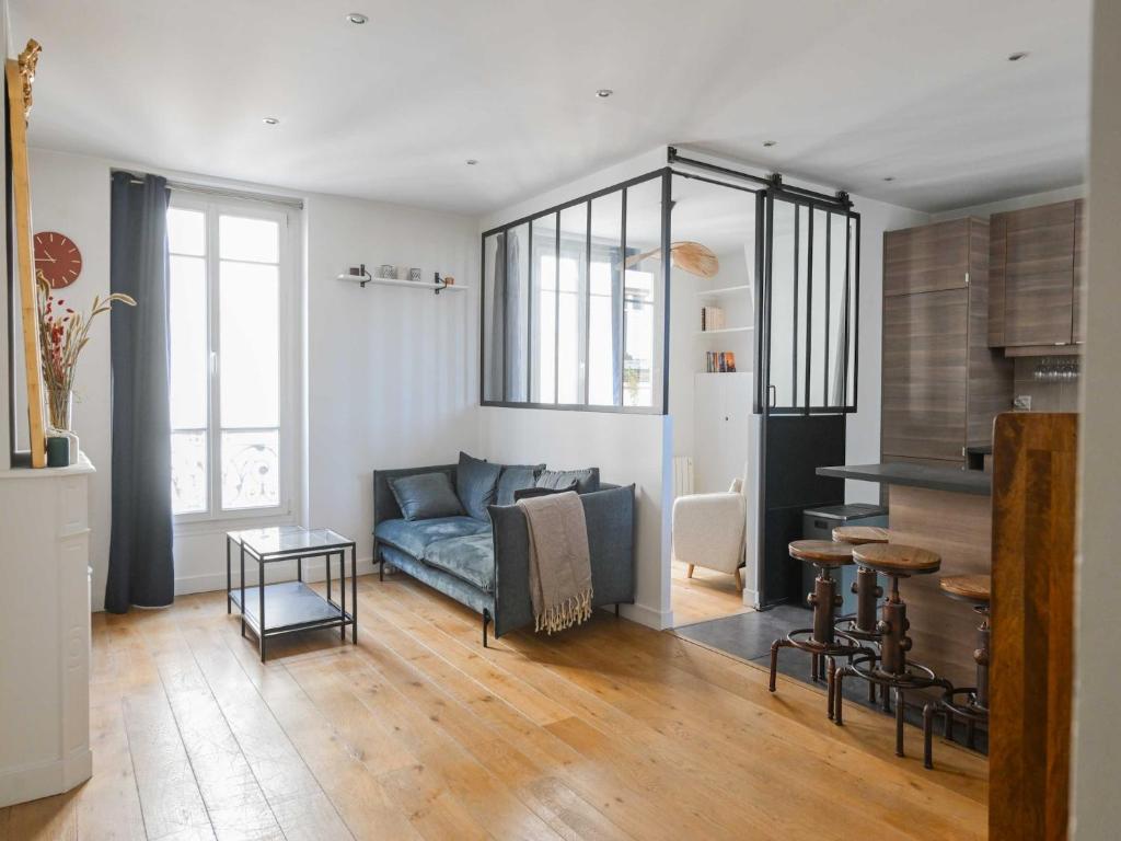 Modern Apartment - 2BR-4P- Canal Saint-Martin, Paris