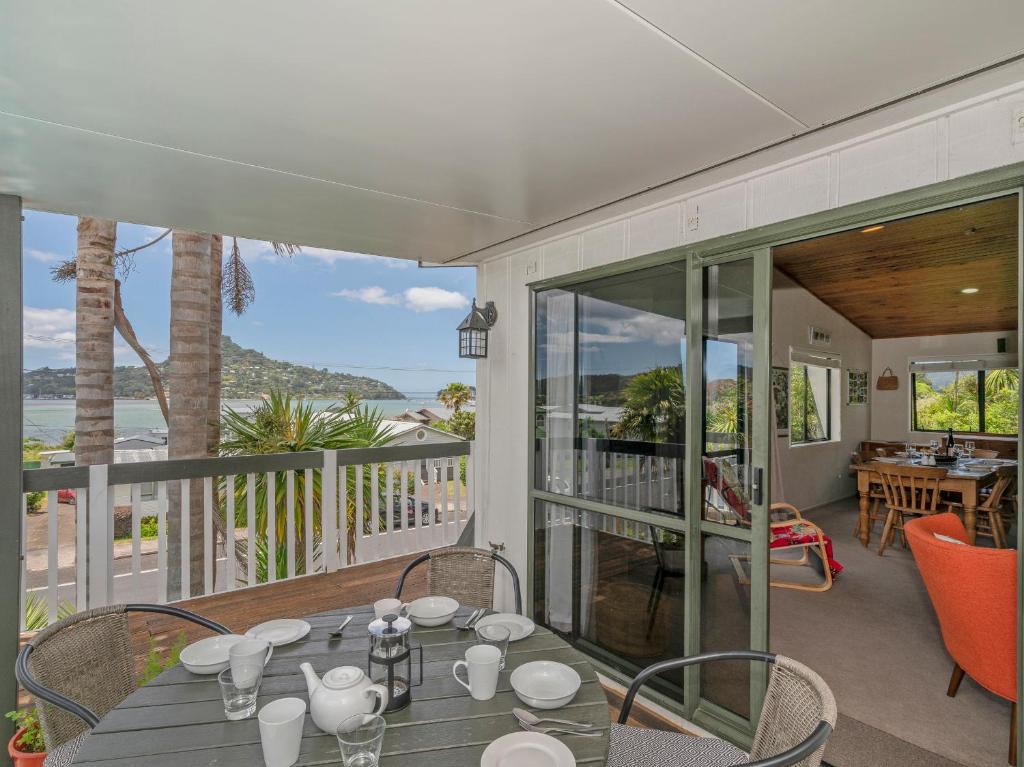 Hosts on the Coast The Harbourview Tairua, Tairua