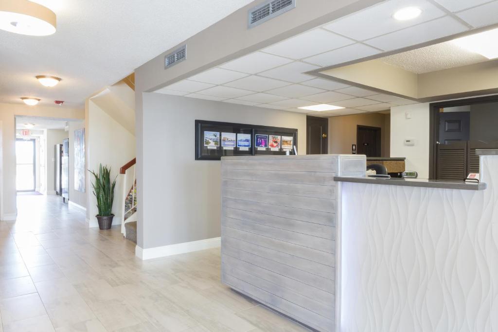 Marina Inn & Suites Chalmette-New Orleans photo