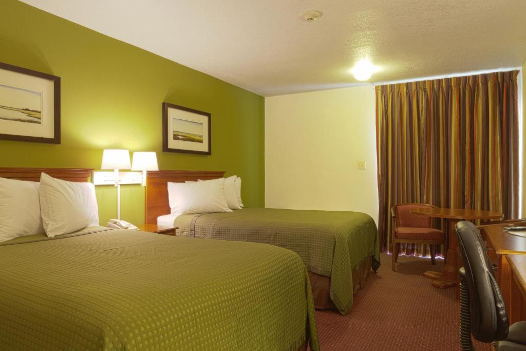 Marina Inn & Suites Chalmette-New Orleans photo