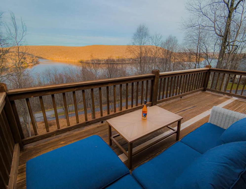 Paws & Peaks Lakeview Lodge 내부 주방