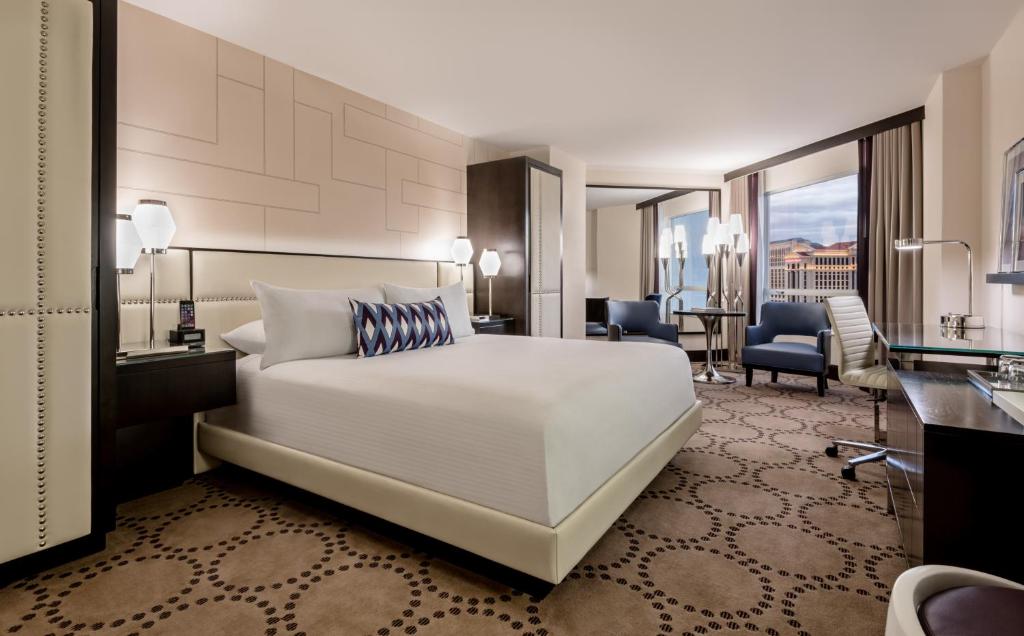 Guestroom, Harrah's Las Vegas Hotel in Las Vegas (NV)
