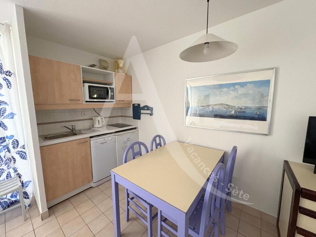 STUDIO VUE MER AVEC PKG, PISCINE, TENNIS, PLAGE DIRECT - 4