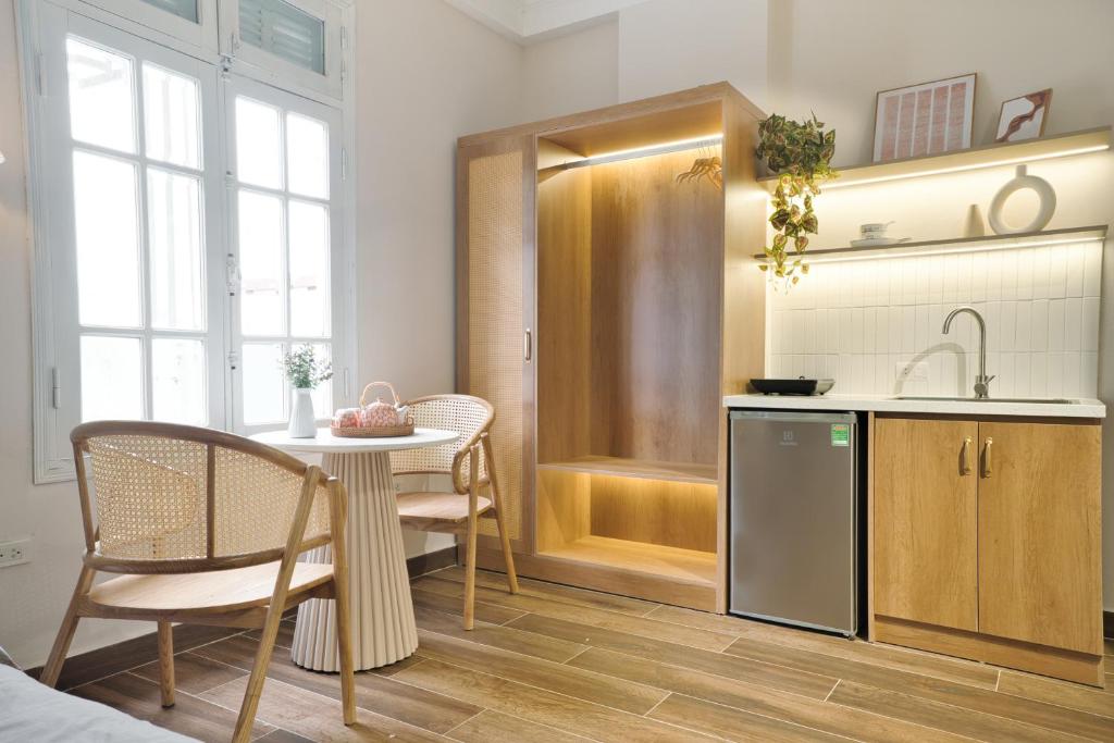 Unique Heritage Old Quarter Apartment