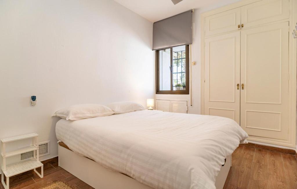 Awesome Apartment In El Puerto De Santa Mar - 5