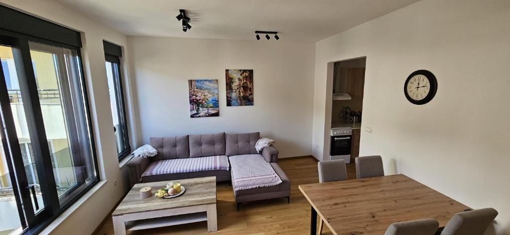 New apartment beach 240m Becici - 2