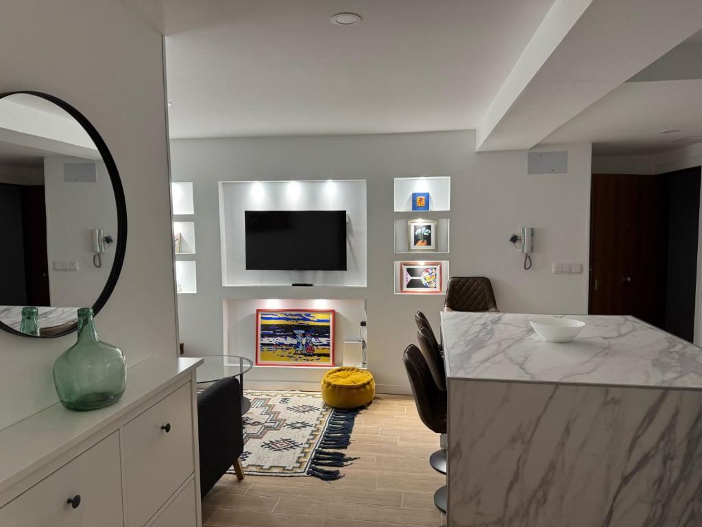 Entire Apartament 1 Minute From The Historical Center - 2