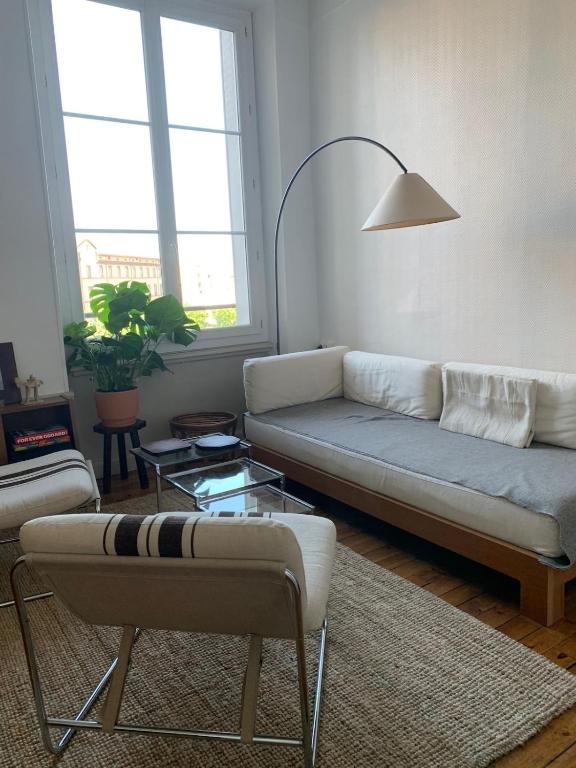 Appartement spacieux et lumineux Place Delille - 4