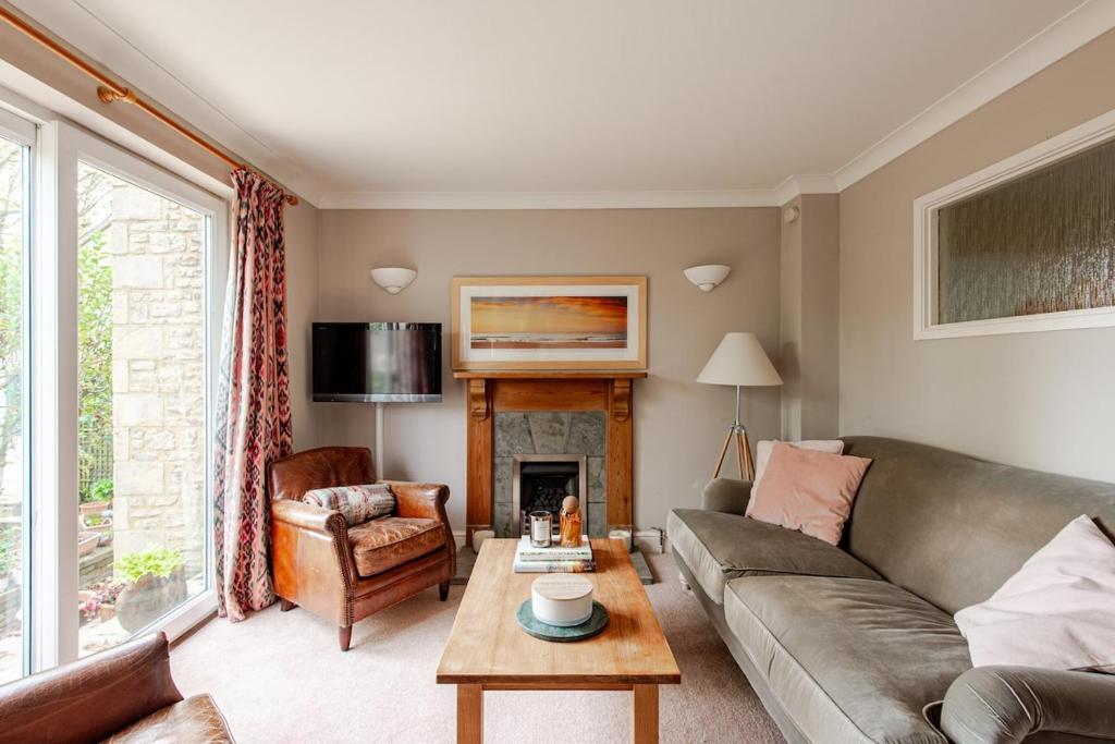 Harland House, Charlbury