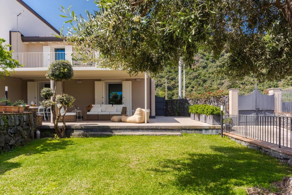 Casa Klara, house in Santa Tecla - 2