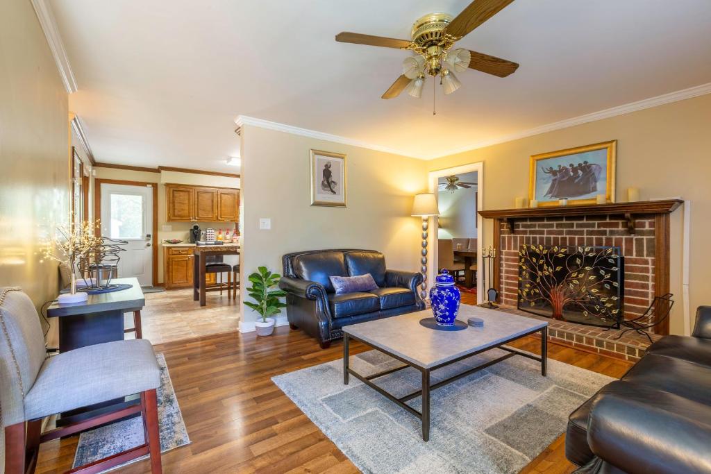 Serenity Haven, Lillington