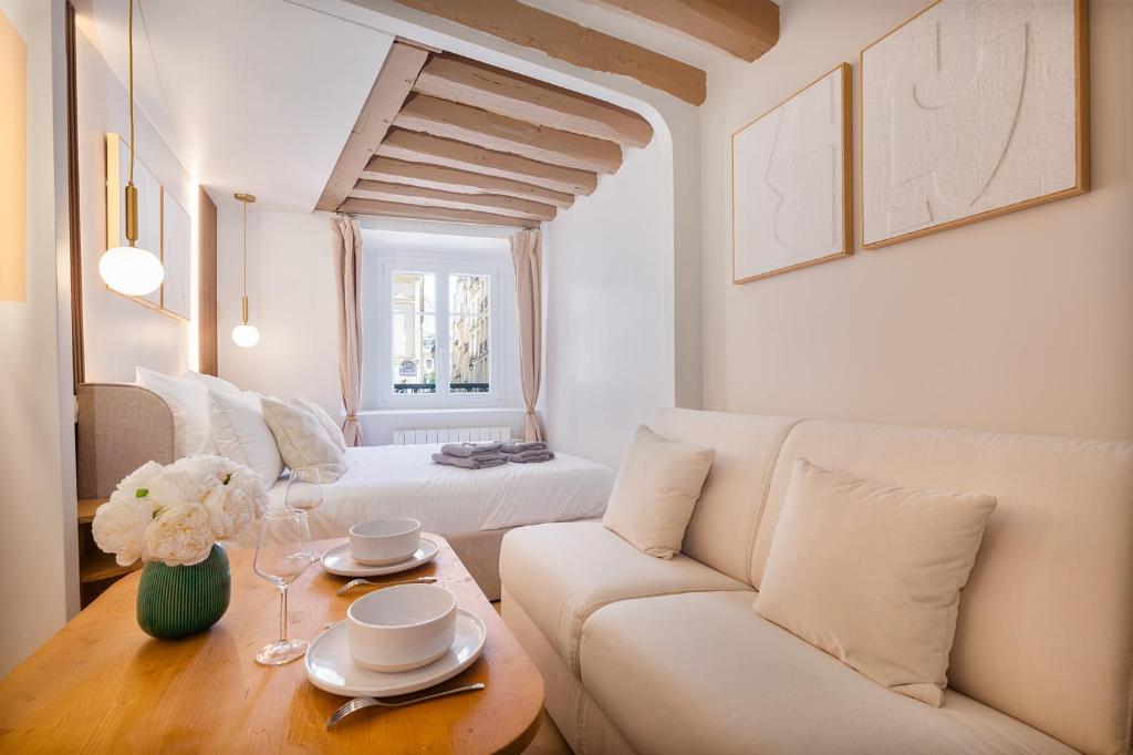 Louvre - Rivoli - Designer Studio - Sleeps 3P - 3