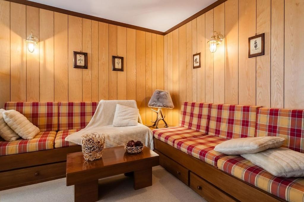 Elegant and Cozy Apartment in the Heart of Cervinia - 4