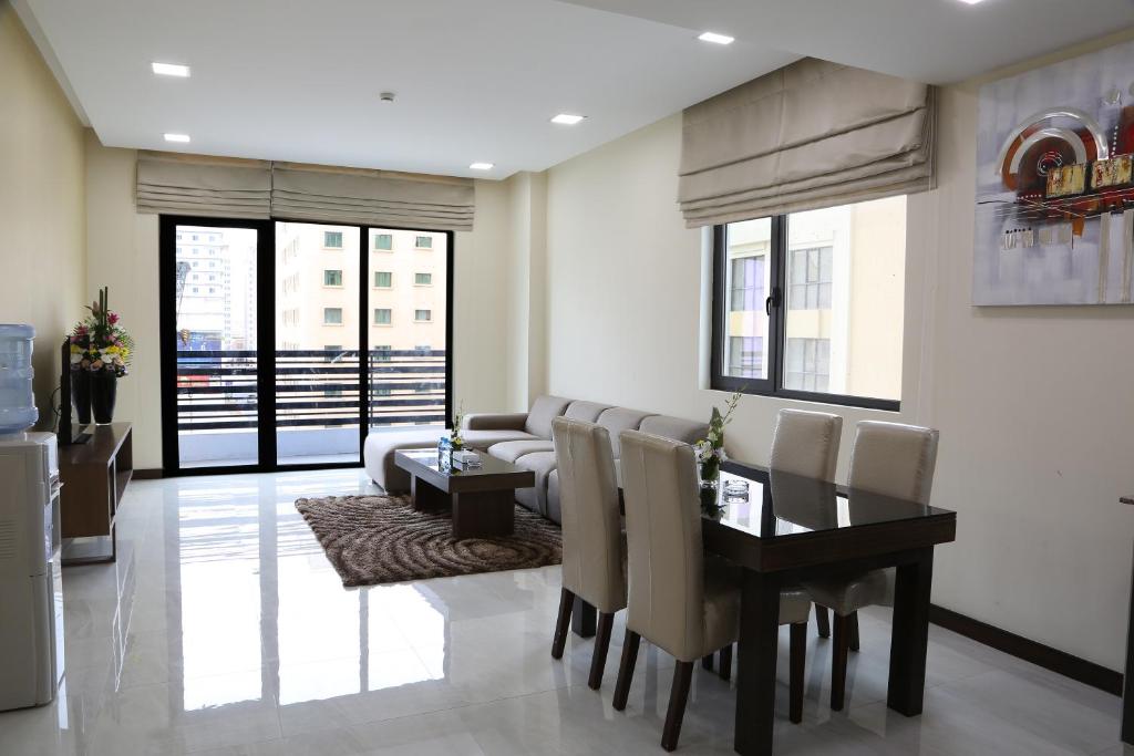 貝爾塔豪華公寓 (Belle Tower Luxury Apartments)