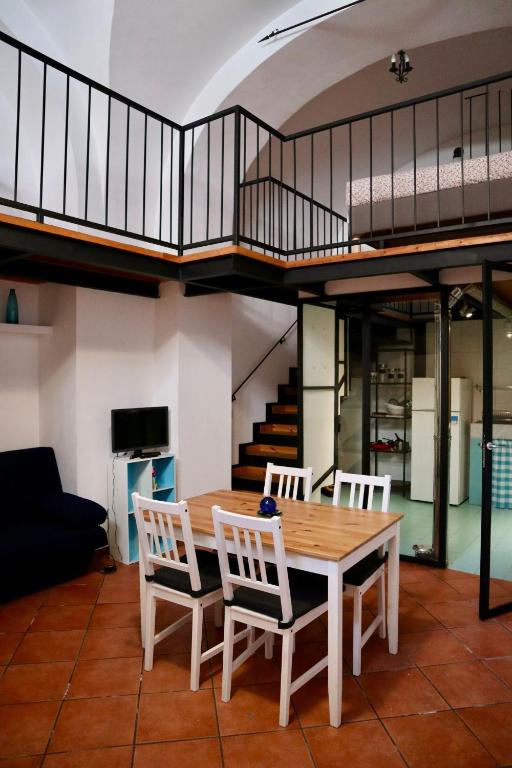 Loft in Rhome - 3