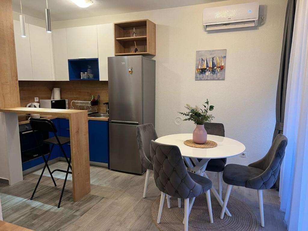 Budva APT - 1