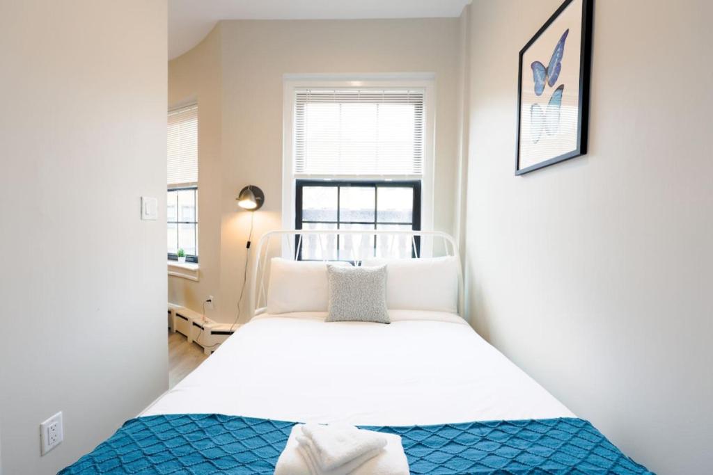 Spacious and Bright Studio, Boston