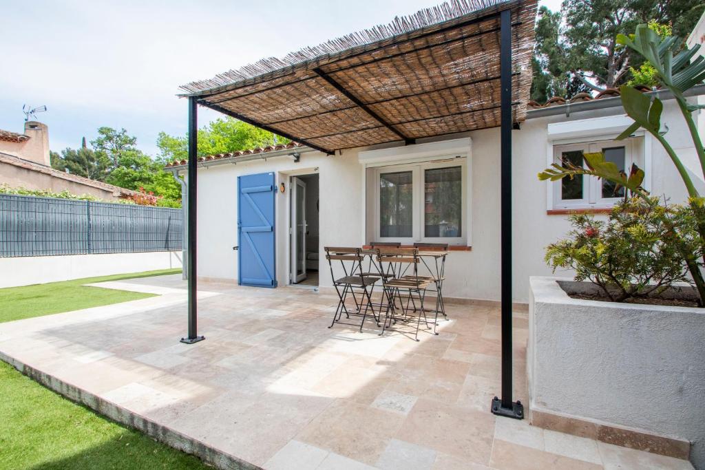 Villa rénovée au CAP BRUN - 2