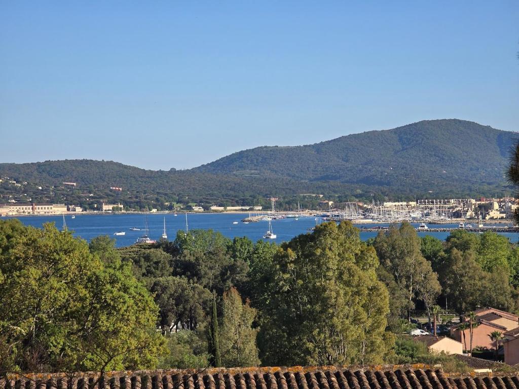 Beautiful Sea View Studio, Grimaud