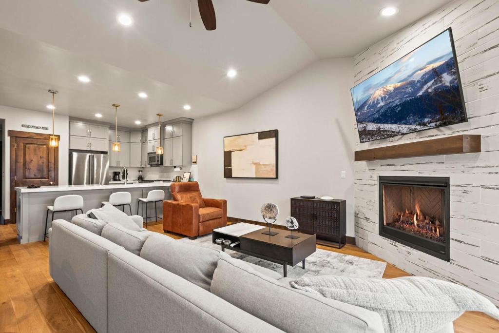 Black Rock Ridge 14442, Kamas