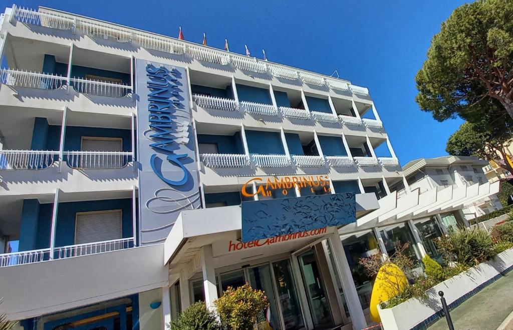 Hotel Gambrinus - 1