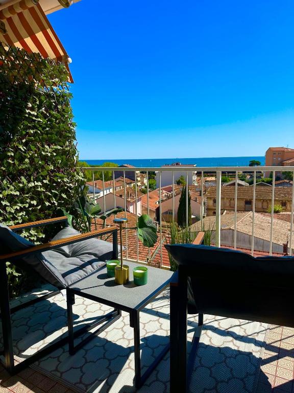 Shiny Sea View Flat vue merTerrace in Cannes, Cannes