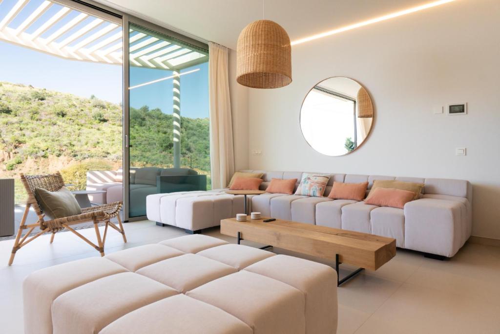 Boutique Collection 16 - High End Living Mijas - 2