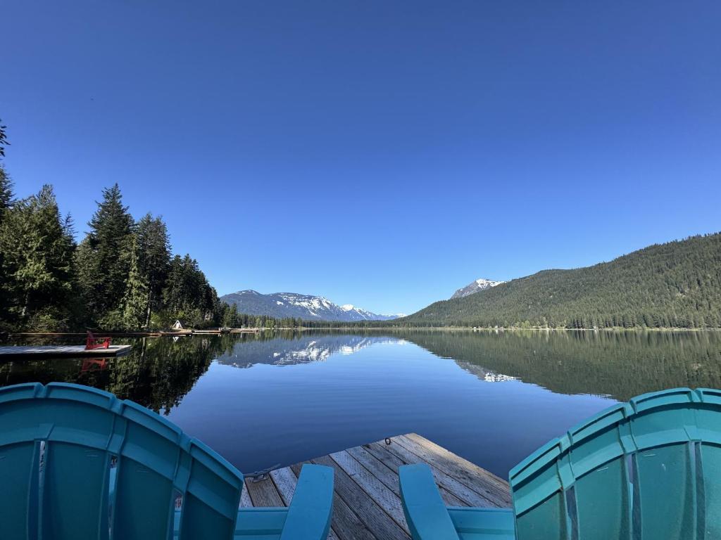 Otter Chalet on Fish Lake by NW Comfy Cabins, Leavenworth