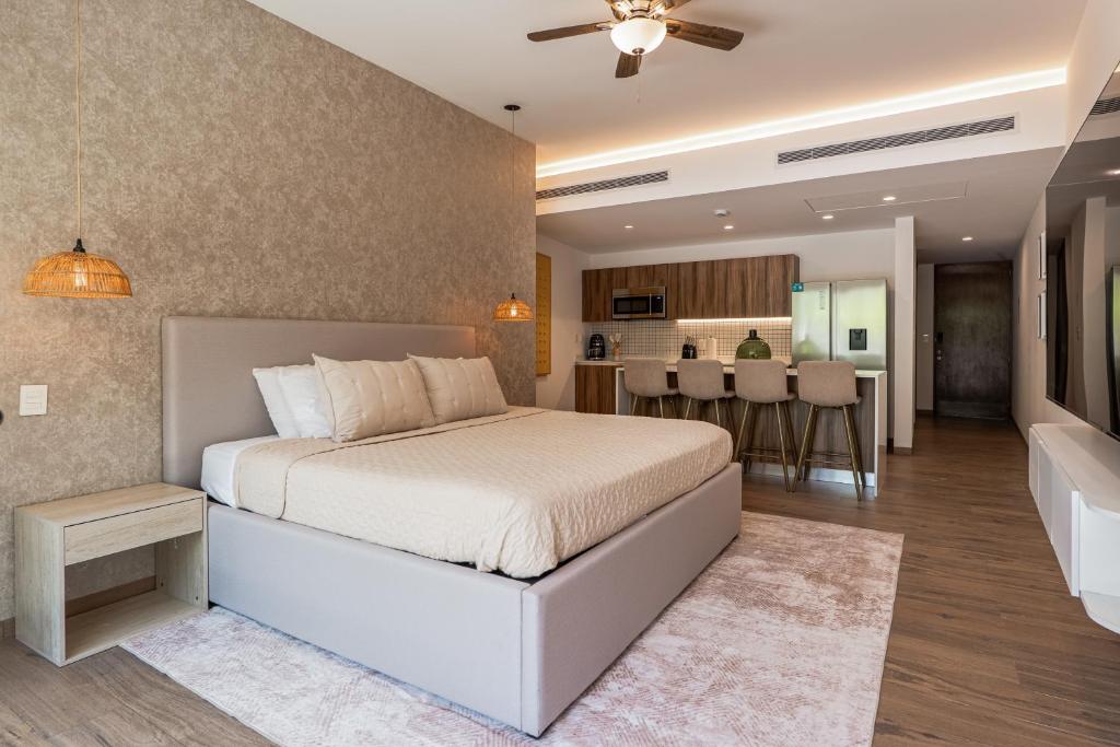 Tres Soles Playa at TL B010, Playa del Carmen