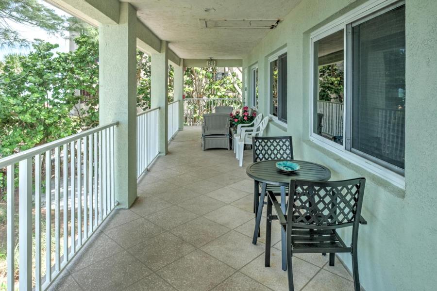 Pet-Friendly And Really Close To Beach!, Bradenton Beach