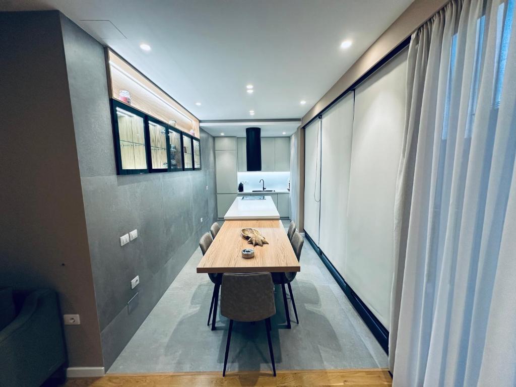 Vlora Central Loft, Vlorë