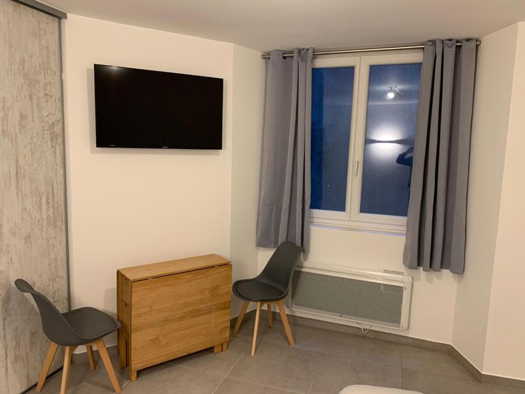 Grande chambre appartement Clara - 1