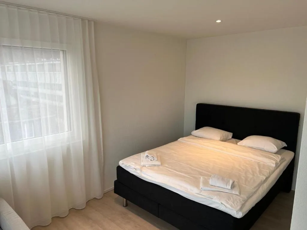 Stunning Apartments, Bernina - Self Checkin, Hotel in Zürich