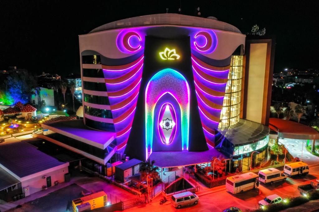 The Marilis Hill Resort Hotel & Spa Ultra All Inclusive — Okurcalar