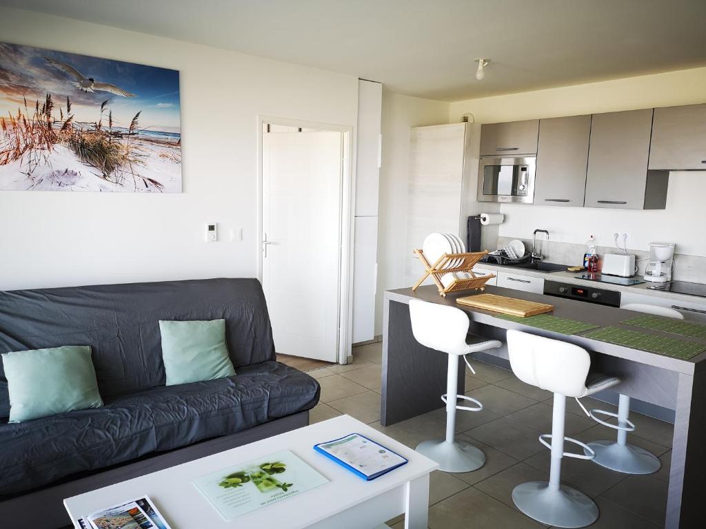 Apartment with sea views - 1