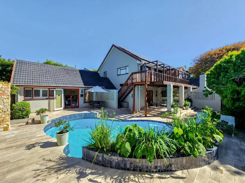 Branch & Vine Cottages - Constantia, hotel in Doordrift