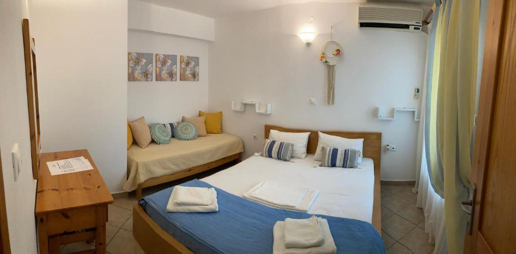 Alexandra's House, Skiathos