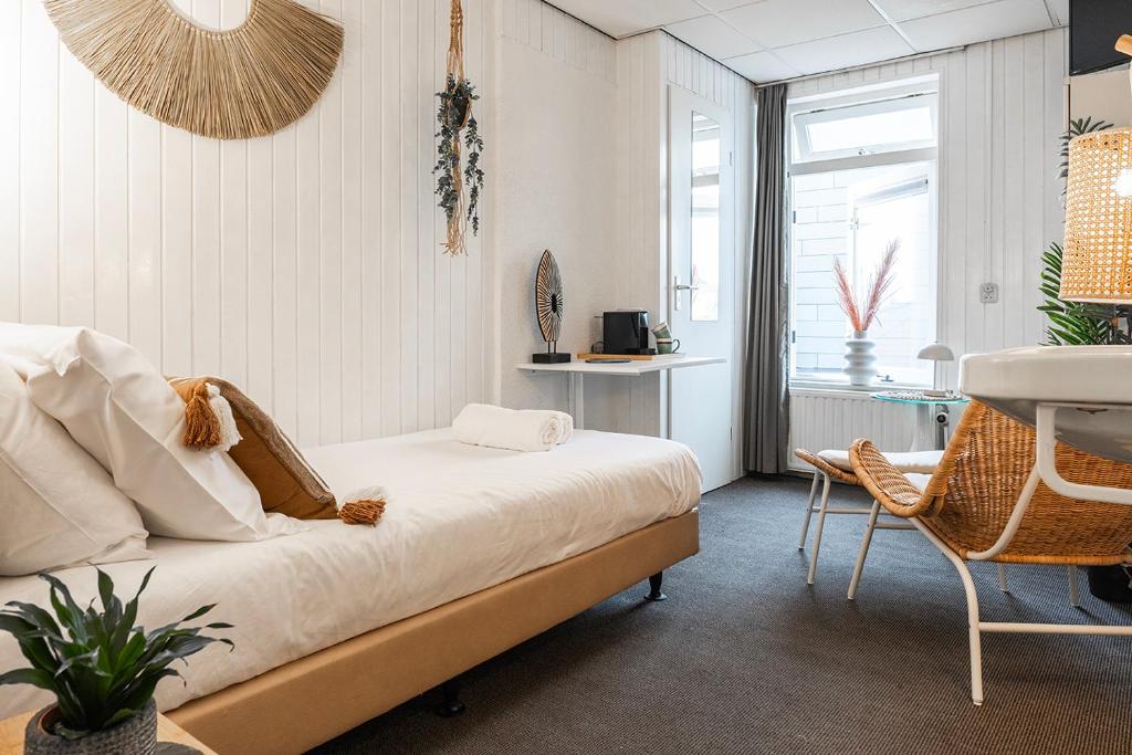 Seaside Retreat On A Budget, Zoutelande