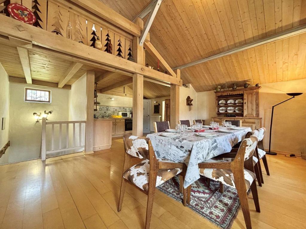 Appartement de 5 pièces à Praz-sur-Arly avec cheminée, mezzanine et parking - 8 pers - 3