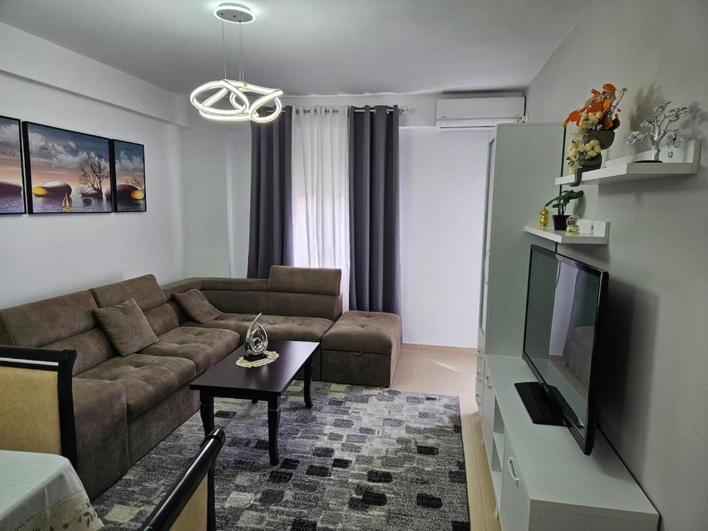 Gogo Apartment, Vlorë