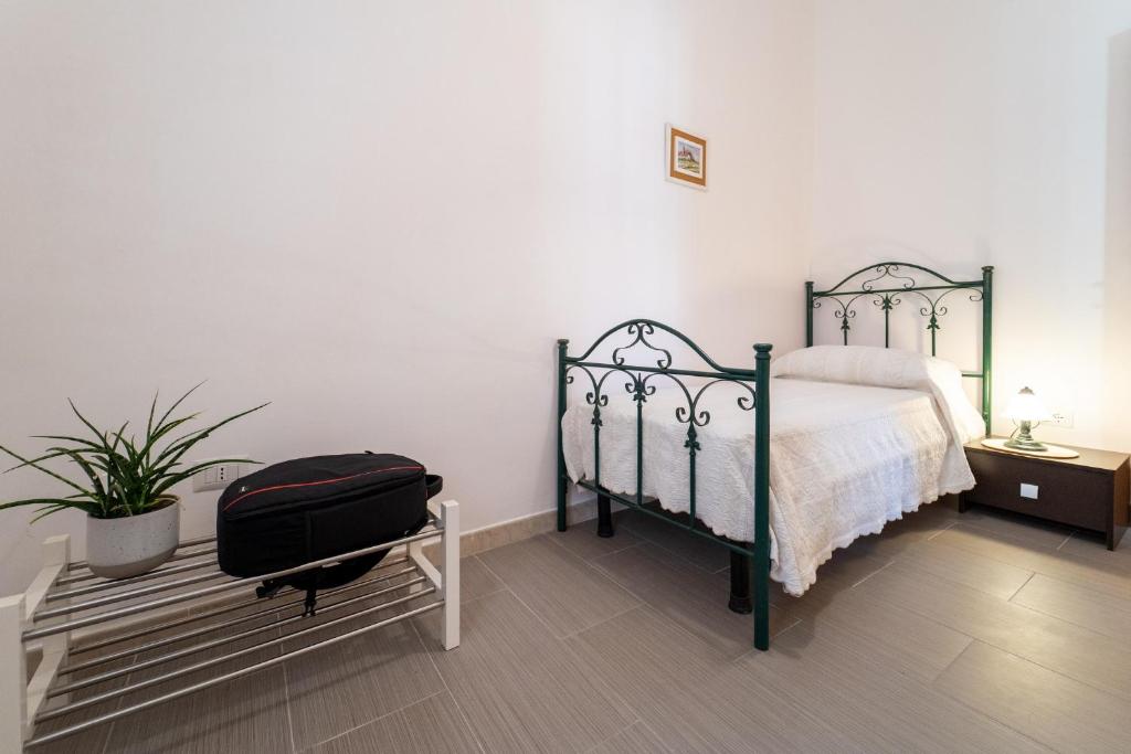 GuestHost - Santa Lucia Lovely Apartment - 3
