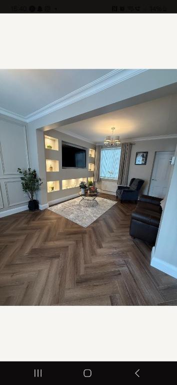 Harding Haven, Derry